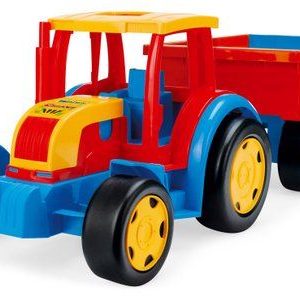 Трактор "Гігант", з причепом