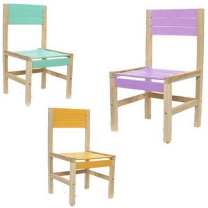 Деревʼяний стільчик, кольоровий