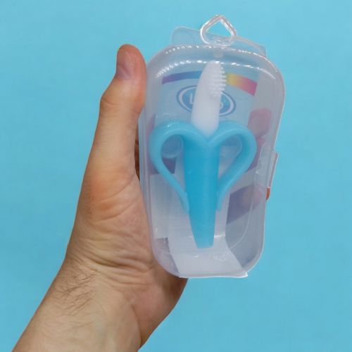 Прорізувач для зубів "Банан-щітка" (блакитний) - Зображення 2