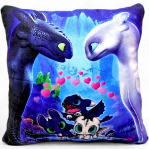Мʼяка подушка "Як приборкати дракона" (27,5 см)