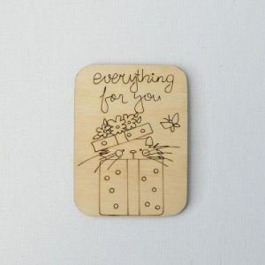 Декоративний елемент "Фігурка з фанери на магніті. LOVE #6"