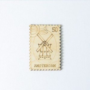 Декоративний елемент "Фігурка з фанери на магніті. Марка Амстердам"