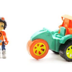 Герой "Расти Механік" Ліам на трициклі