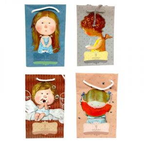 Пакет подарунковий вертикальний 18*11*5 мікс видів