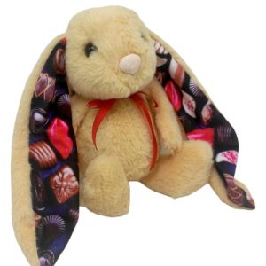 Мʼяка іграшка "Зайчик-ласунка", 28 см (бежевий)