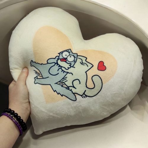 Подушка-серце, плюшева "Котячі обійми" (40 см)