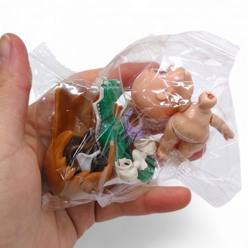 Лялька-сюрприз Lovely Girl, 7 см, імітація скляних очей, аксесуари (мікс видів)